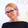 Katarzyna Jabłońska redaktor kwartalnika „Więź” (w latach 1997–2017 sekretarz redakcji), krytyk filmowy, współautorka m.in. książek napisanych z ks. Janem Kaczkowskim „Szału nie ma, jest rak” oraz „Żyć aż do końca. Instrukcja obsługi choroby”. Członkini Laboratorium „Więzi”. Mieszka w Warszawie.