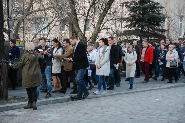 Dzielą się spotkaniem ze Zmartwychwstałym