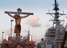 Tradycyjna procesja pokutna w Wielkim Tygodniu w hiszpańskiej bazie marynarki wojennej. 
28.03.2018 Ferrol, Hiszpania