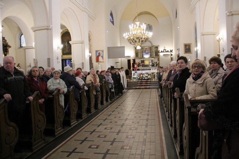Witaj Maryjo w Ząbkach