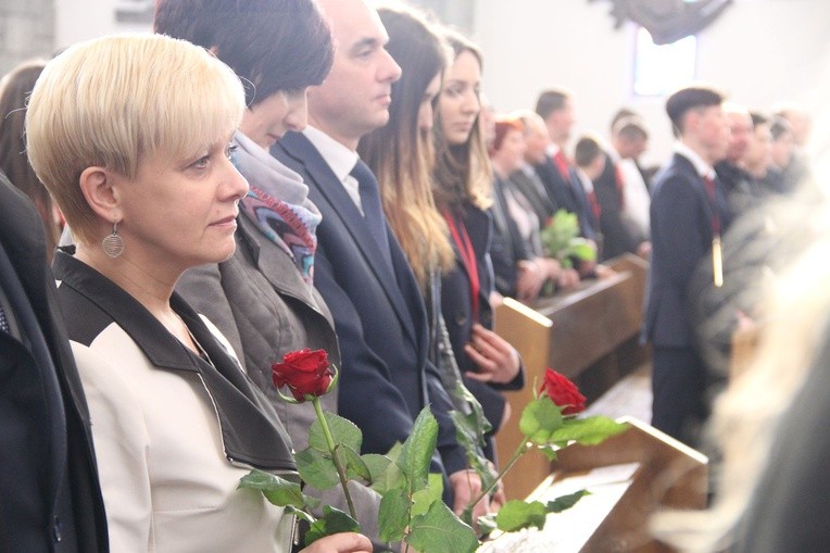 Bierzmowanie w Męcinie