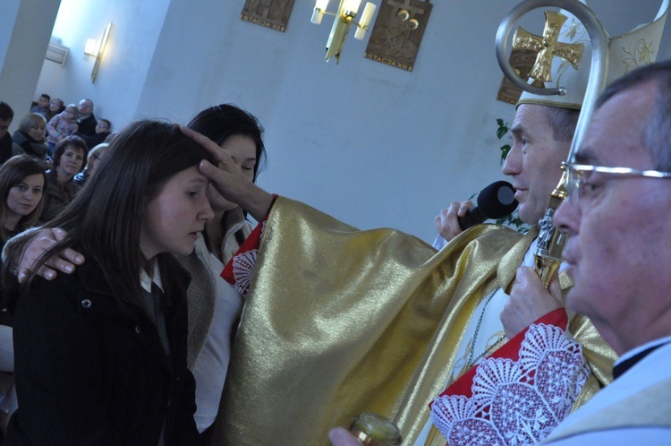 Bierzmowanie w Królowej Górnej