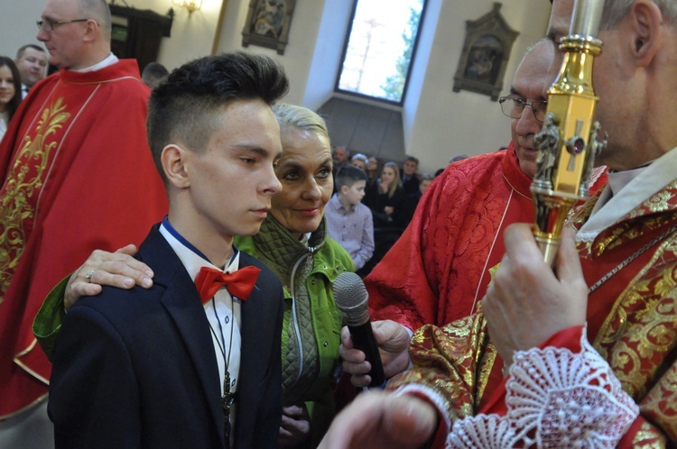 Bierzmowanie w Nowym Sączu-Zawadzie