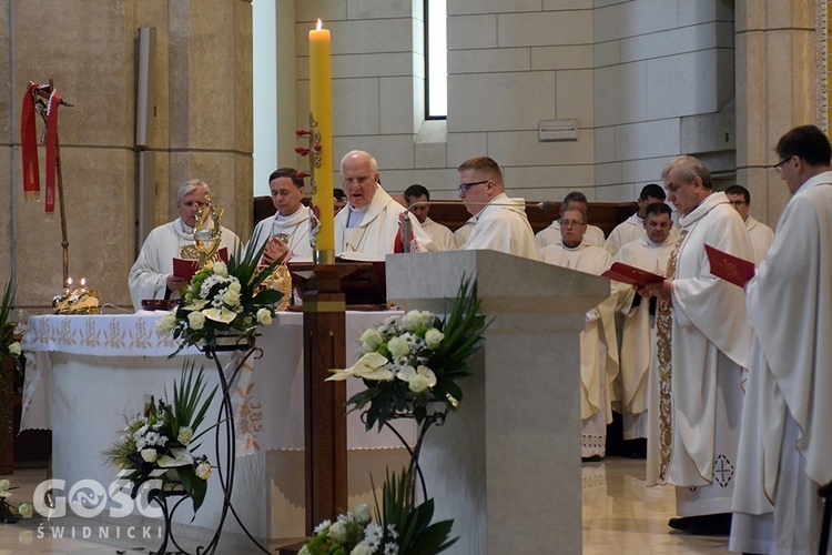 Pielgrzymka diecezji świdnickiej do Krakowa-Łagiewnik