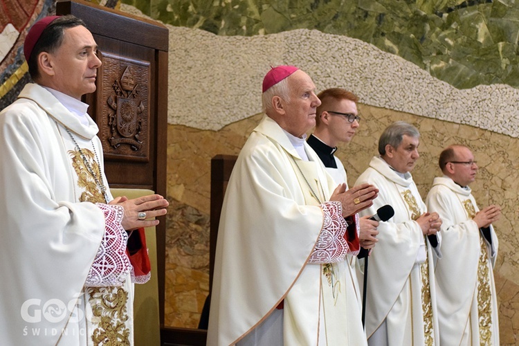 Pielgrzymka diecezji świdnickiej do Krakowa-Łagiewnik