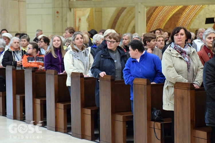 Pielgrzymka diecezji świdnickiej do Krakowa-Łagiewnik