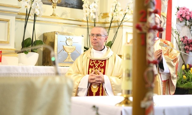 Mszy św. przewodniczył o Bogdan Meger, karmelita. 