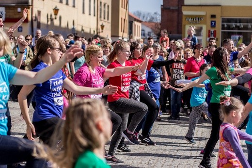 Olsztyn tańczy dla Jezusa!