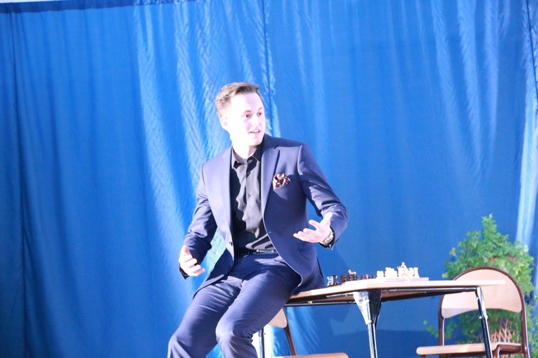 "Król wschodzącego słońca" w Laskowej