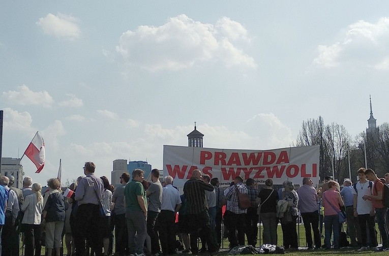 Odsłonięcie Pomnika Smoleńskiego