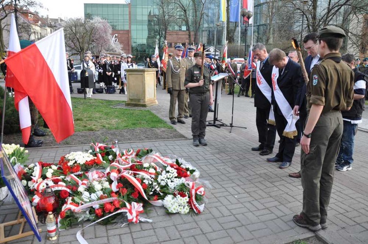 Obchody 8. rocznicy tragedii pod Smoleńskiem w Opolu