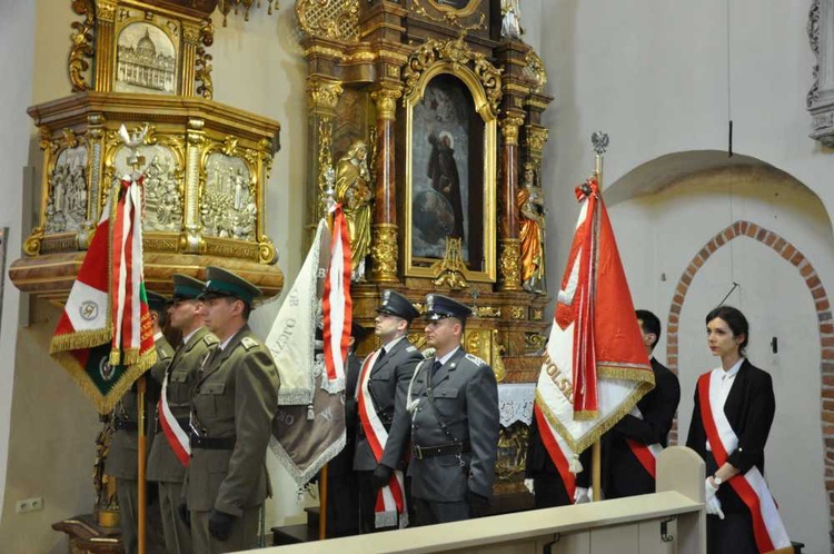 Obchody 8. rocznicy tragedii pod Smoleńskiem w Opolu