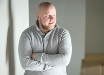 – Bóg zrujnował to, co budowałem, a potem samemu to odbudował – opowiada Piotr Florczak.