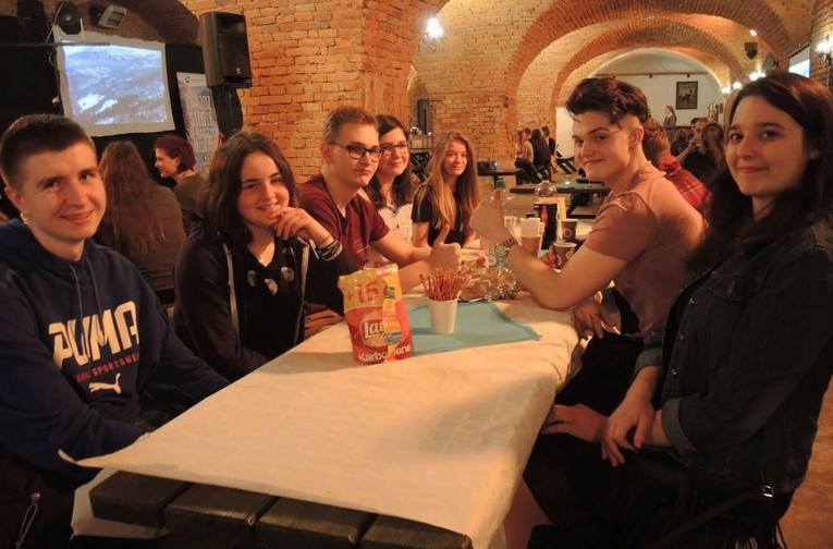 Cieszyńscy licealiści przed maturą skusili się na Alphę!