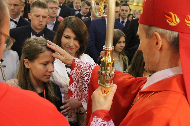 Bierzmowanie w Porąbce Uszewskiej