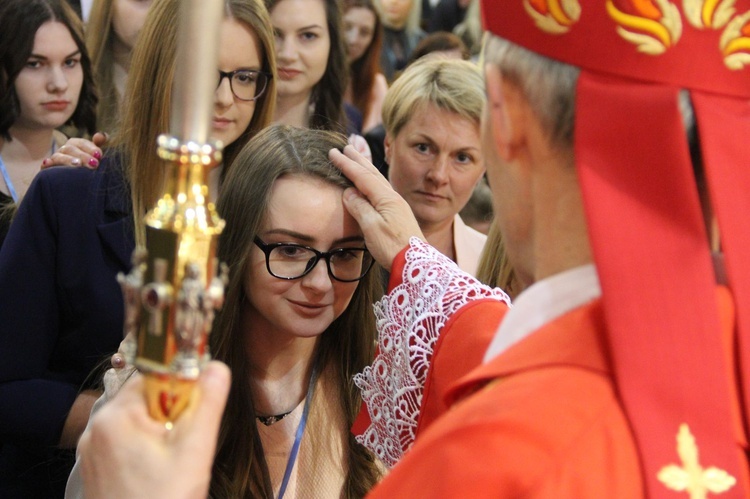 Bierzmowanie w Porąbce Uszewskiej