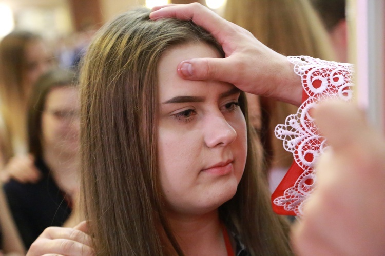 Galeria 1 - Bierzmowanie w par. MBNP w Mielcu