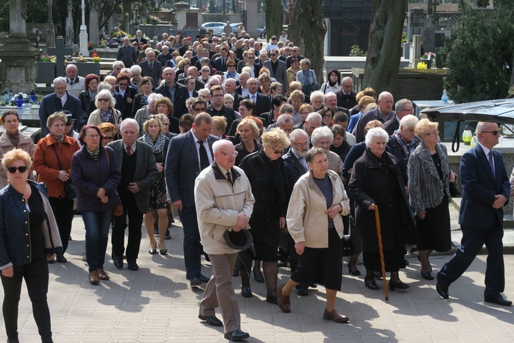 Pogrzeb ks. prał. Władysława Stradzy