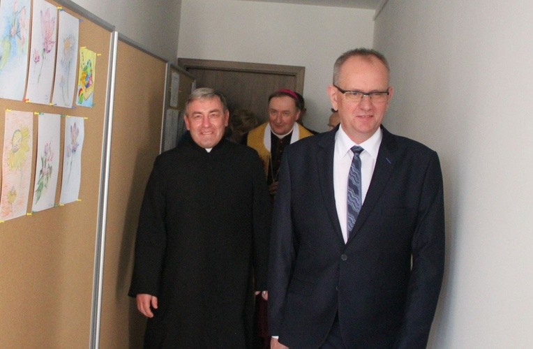 Poświęcenie Domu św. Jana Pawła II w Mielcu