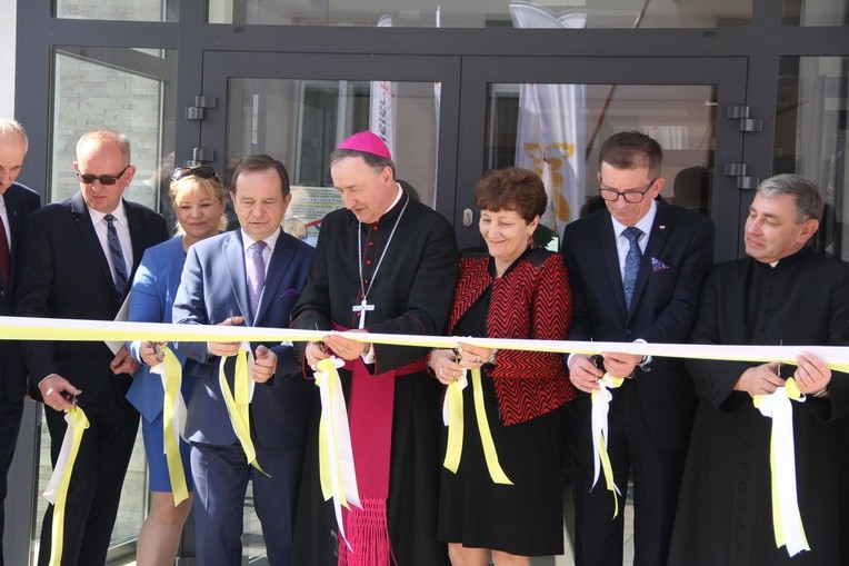 Poświęcenie Domu św. Jana Pawła II w Mielcu