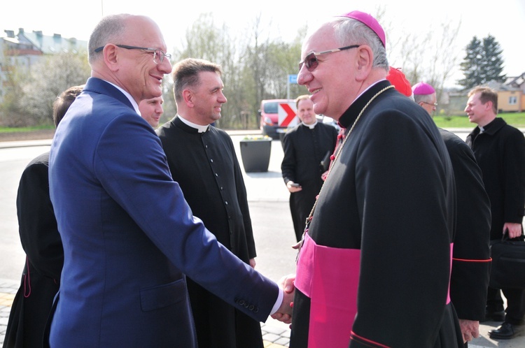 Błogosławieństwo ulicy Emilii i Karola Wojtyłów