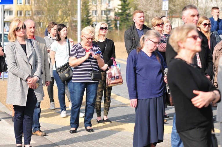 Błogosławieństwo ulicy Emilii i Karola Wojtyłów