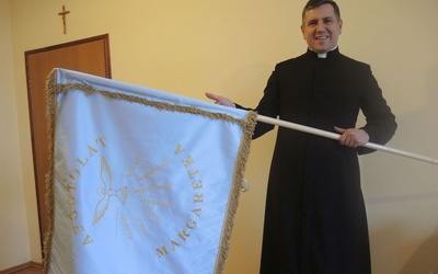 ks. Krzysztof Rębisz zaprasza na margaretkowe pielgrzymowanie w sobotę 14 kwietnia