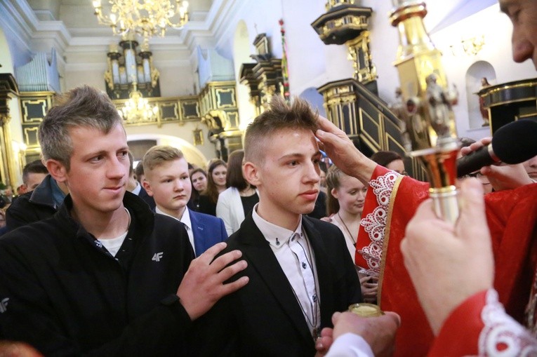 Bierzmowanie w Nowym Wiśniczu