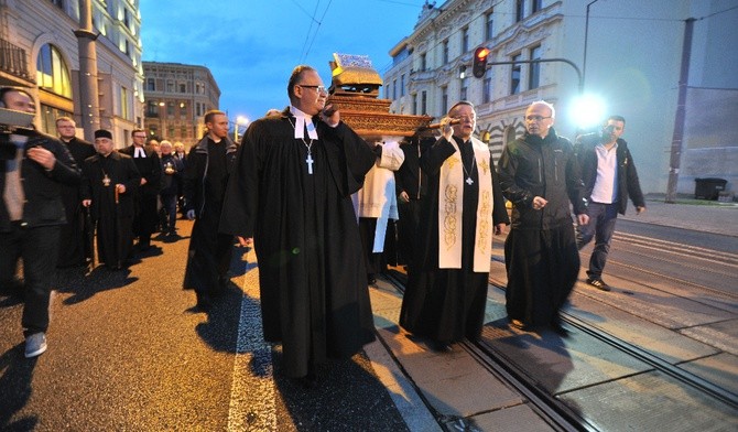 Droga Światła ulicami Łodzi