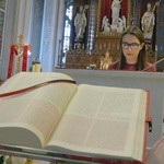 Czytanie Biblii w radomskiej katedrze