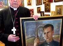 – W 1957 r. przyjechałem do malarza Wlastimila Hofmana w szarym swetrze, a on przedstawił mnie na obrazie jako św. Jerzego w srebrzystej zbroi – mówi ks. Bryła.