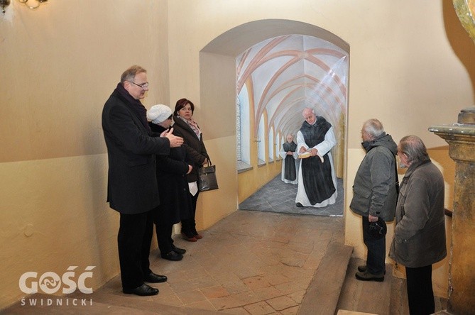 Wystawa z szatami liturgicznymi