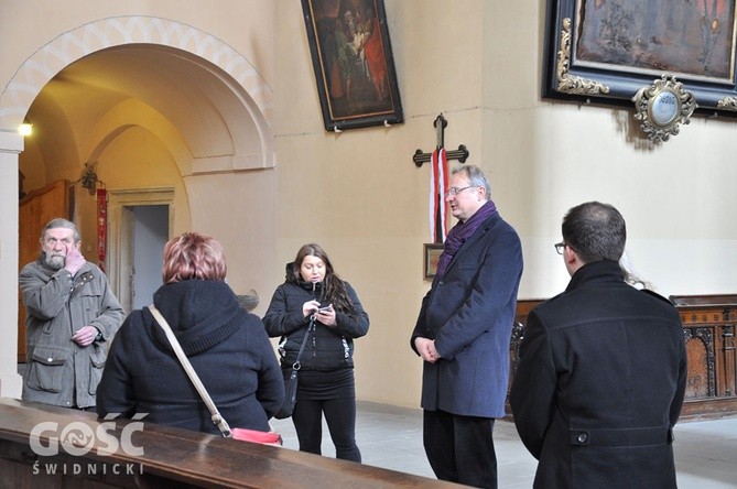 Wystawa z szatami liturgicznymi