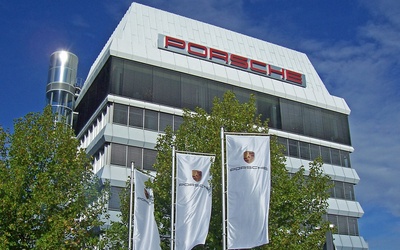 Przeszukania w obiektach firmy Porsche AG