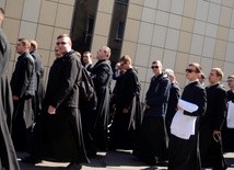 Seminarzyści z całej Polski, a było ich ponad 2 tys., szli na Jasną Górę z archikatedry częstochoswskiej, dając świadectwo swojego powołania
