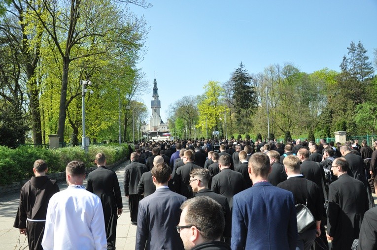 Zawierzyli swoje przygotowania do kapłaństwa