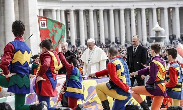 Franciszek: Nie istnieje ewangelizacja z fotela