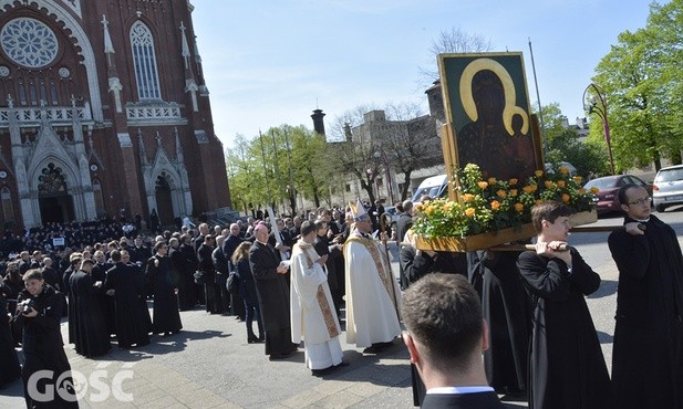 Ulicami Częstochowy przeszło ponad 2000 seminarzystów.