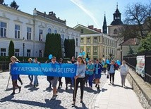 Na niebiesko dla autyzmu 