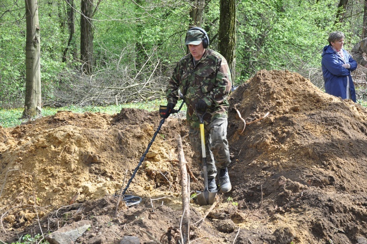 Wciąż szukają żołnierzy "Bartka" 