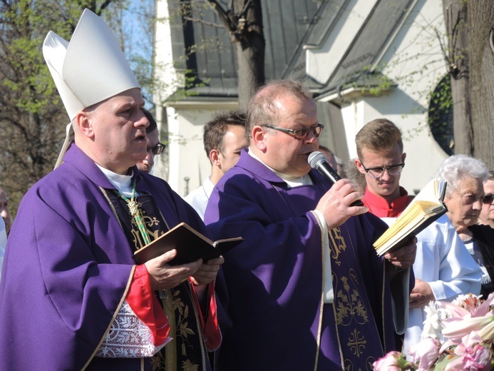 Pogrzeb śp. ks. prałata Józefa Śliża w Wapienicy