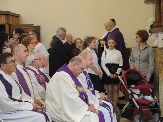Pogrzeb śp. ks. prałata Józefa Śliża w Wapienicy