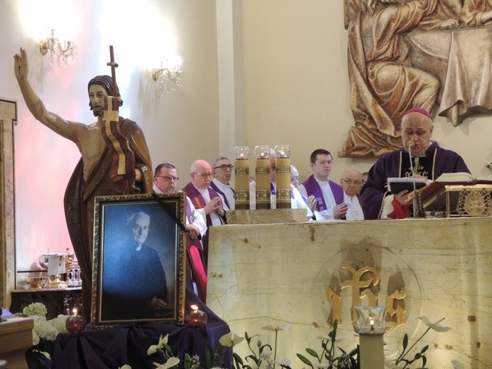 Pogrzeb śp. ks. prałata Józefa Śliża w Wapienicy
