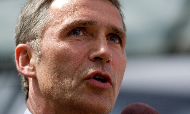 Sekretarz generalny NATO ostro krytykuje Rosję
