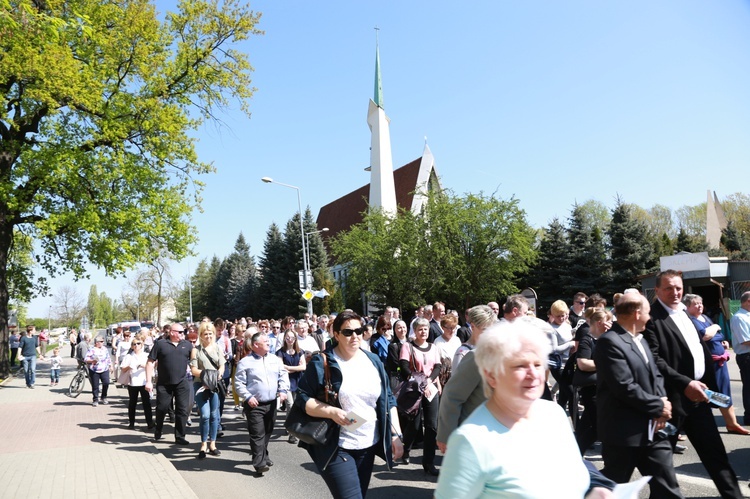 Inauguracja synodu. Nabożeństwo i procesja