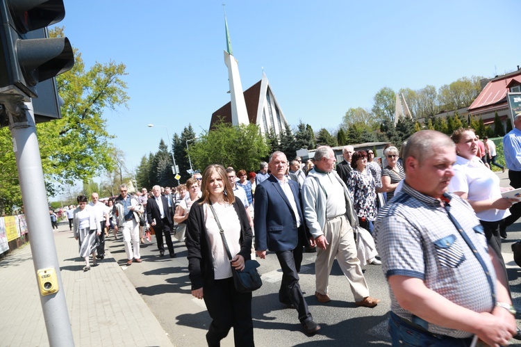 Inauguracja synodu. Nabożeństwo i procesja