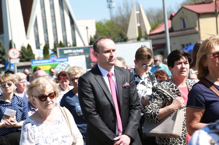 Inauguracja synodu. Nabożeństwo i procesja