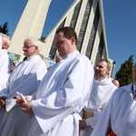 Inauguracja synodu. Nabożeństwo i procesja