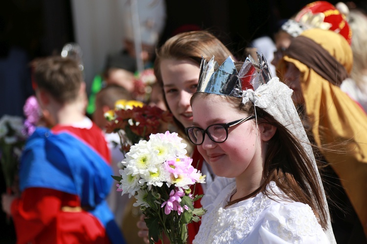 Inauguracja synodu. Nabożeństwo i procesja