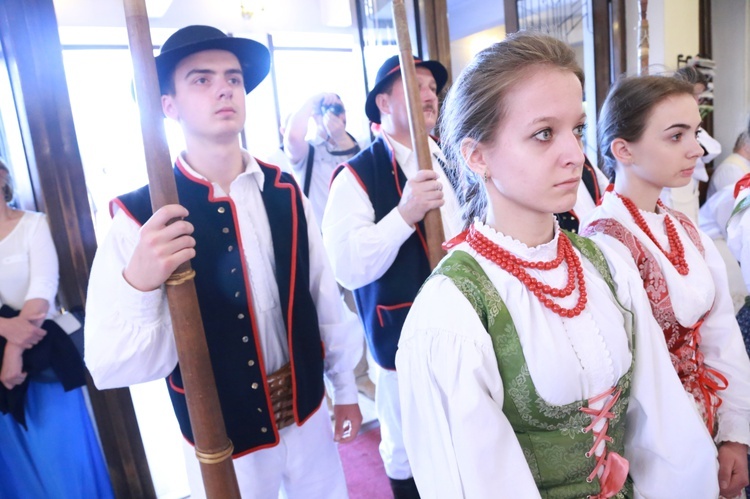 Inauguracja synodu. Nabożeństwo i procesja